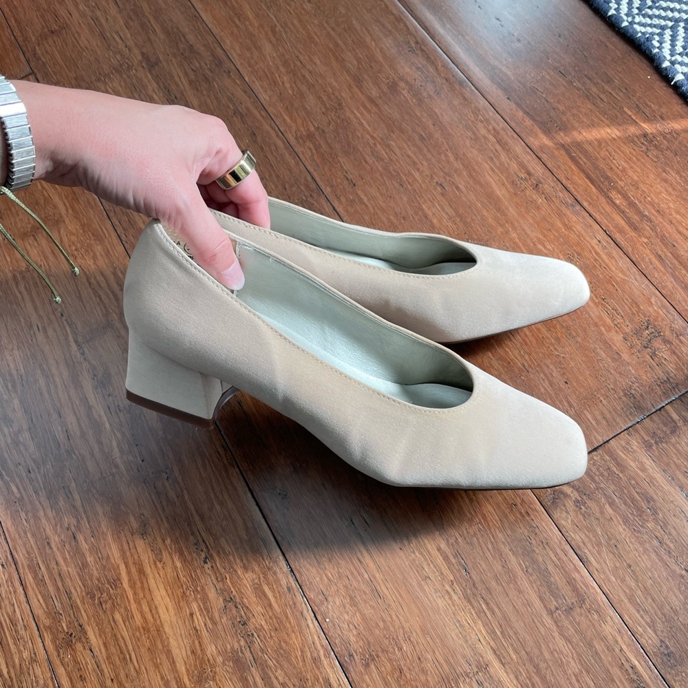 Adorable Jasmin New York Pumps
